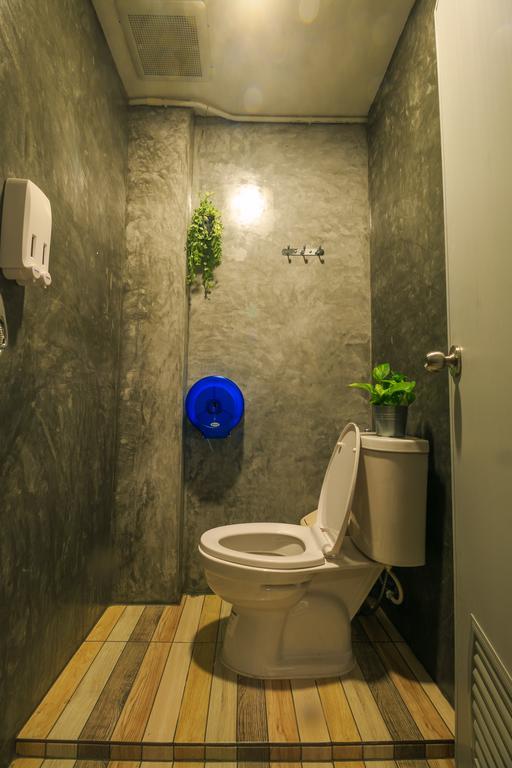 Frog House Bed & Breakfast (Adults Only) Patong Exterior foto